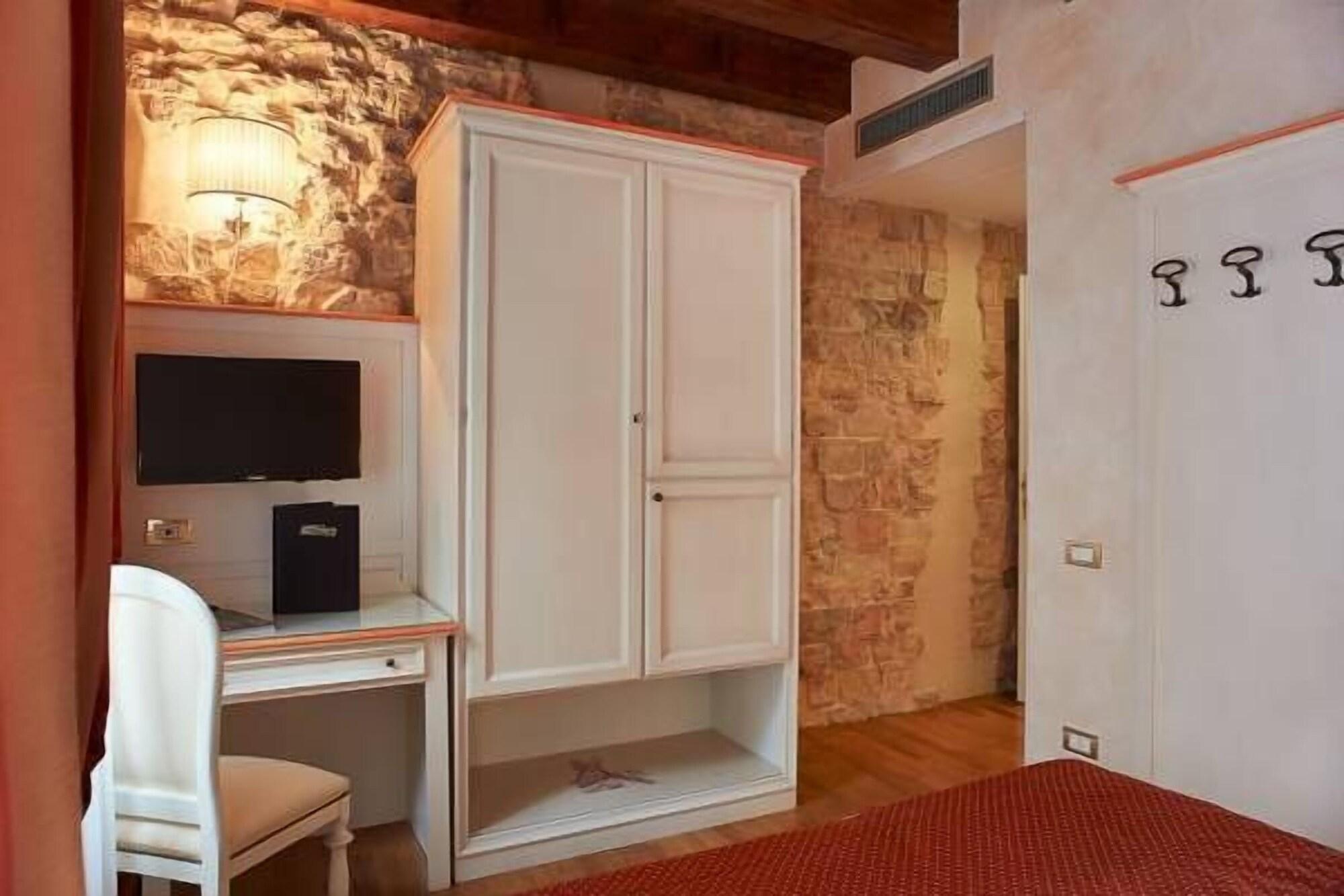 Hotel Mazzanti