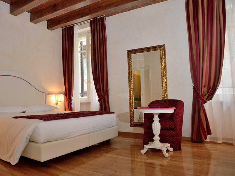 Mazzanti Hotel 3*