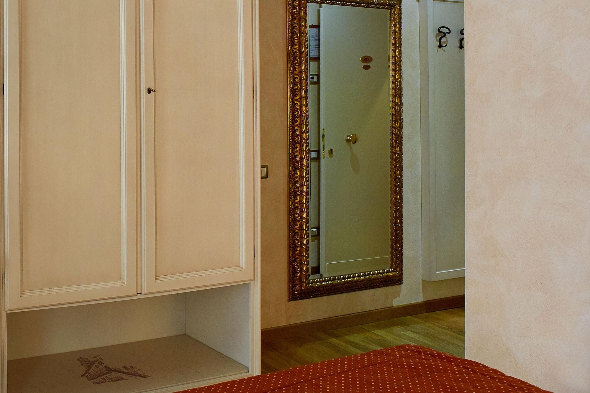 Mazzanti Hotel