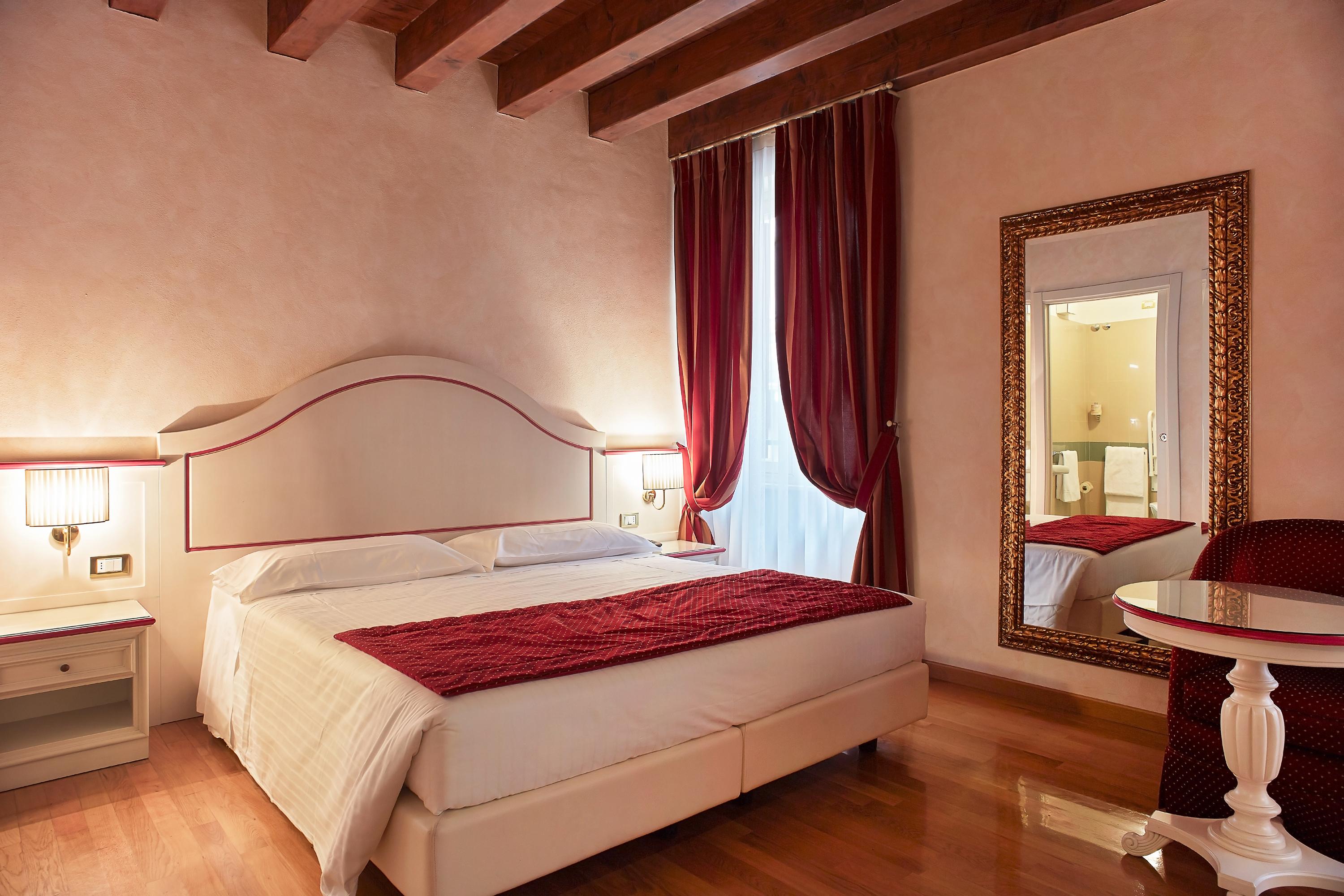 Hotel Mazzanti 3*