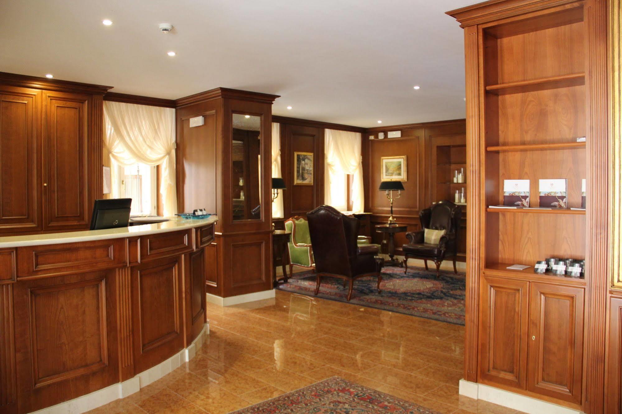 Mazzanti Hotel 3*